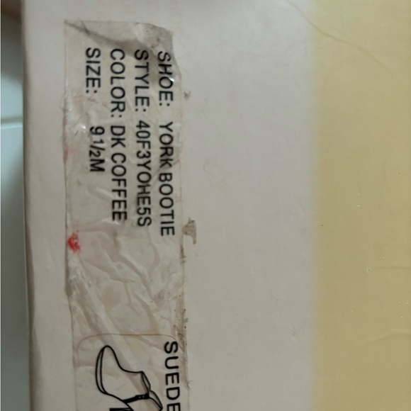 Women’s booties - Picture 7 of 7